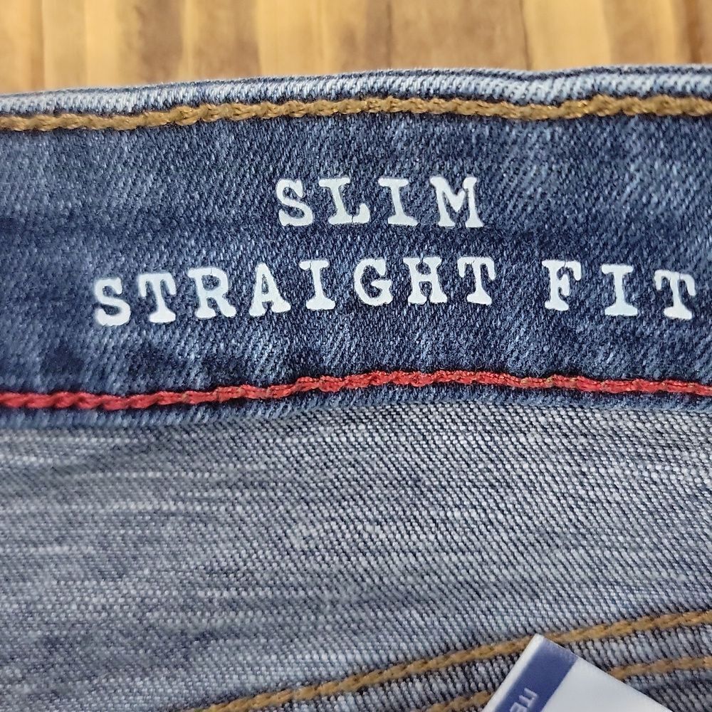 Chaps. Slim Straight. Blue Denim Jeans. Size 32X32. EUC - Picture 6 of 8